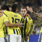Fenerbahçe-Lione: sfida decisiva per la Champions League. I gialloblù sognano l’Europa che conta con Lukaku nuovo simbolo del progetto